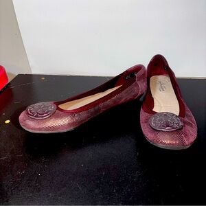 Clarks Artisan Flats Womens Size 8 Leather Suede Ballet Candra Burgundy Shoes